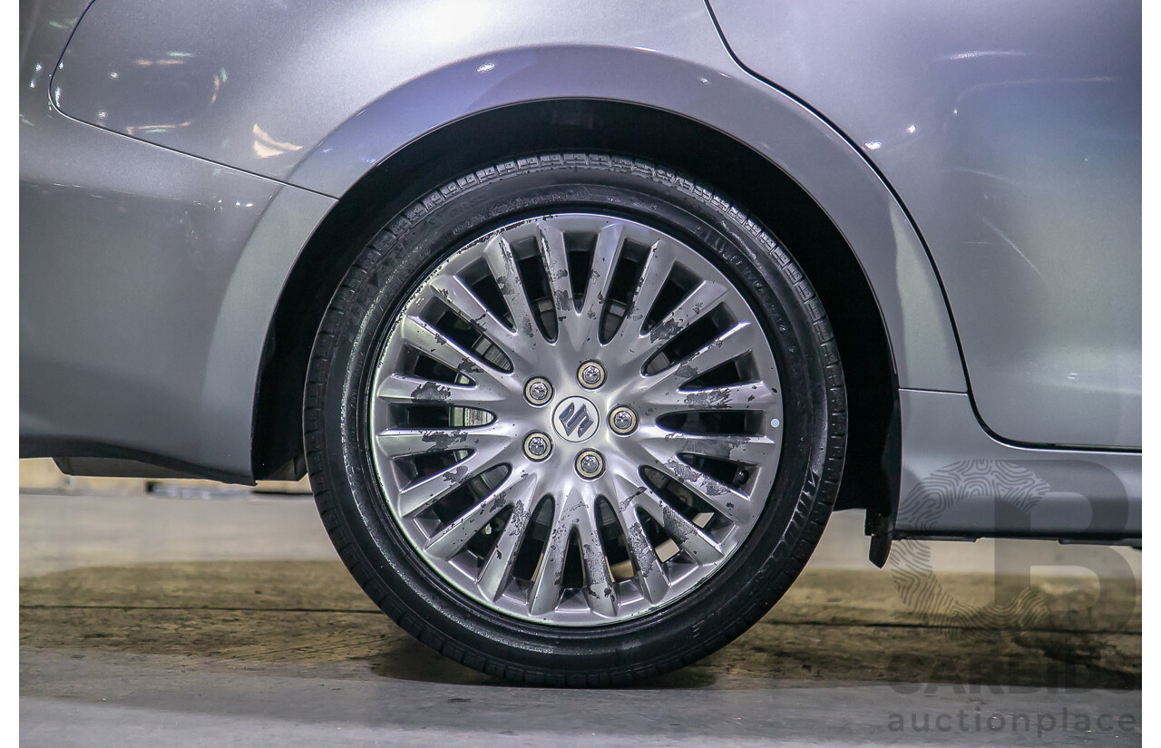 3/2011 Suzuki Kizashi XLS FR 4d Sedan Metallic Silver 2.4L