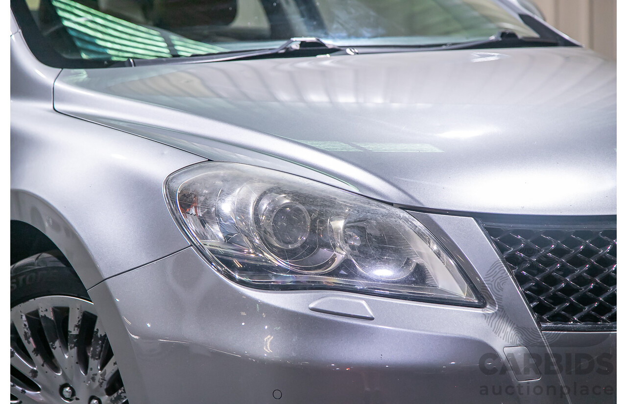 3/2011 Suzuki Kizashi XLS FR 4d Sedan Metallic Silver 2.4L