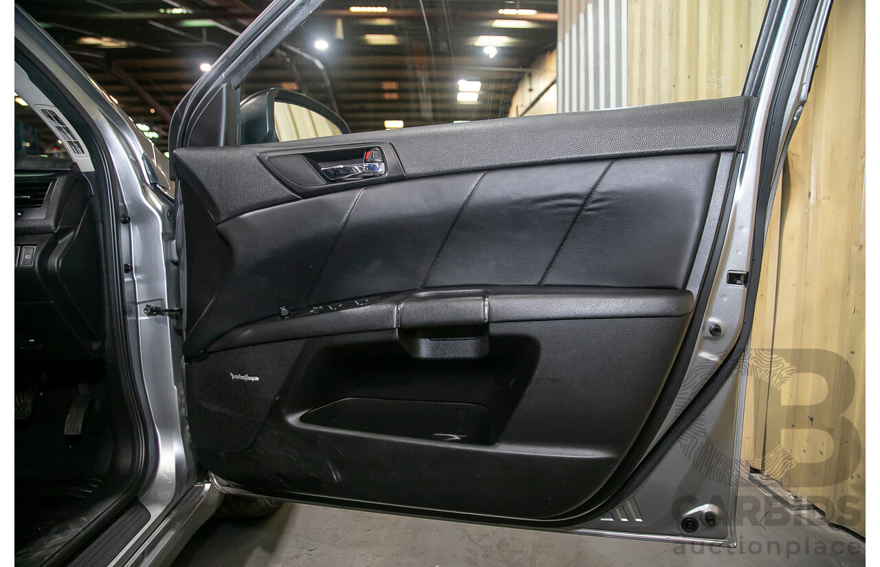 3/2011 Suzuki Kizashi XLS FR 4d Sedan Metallic Silver 2.4L