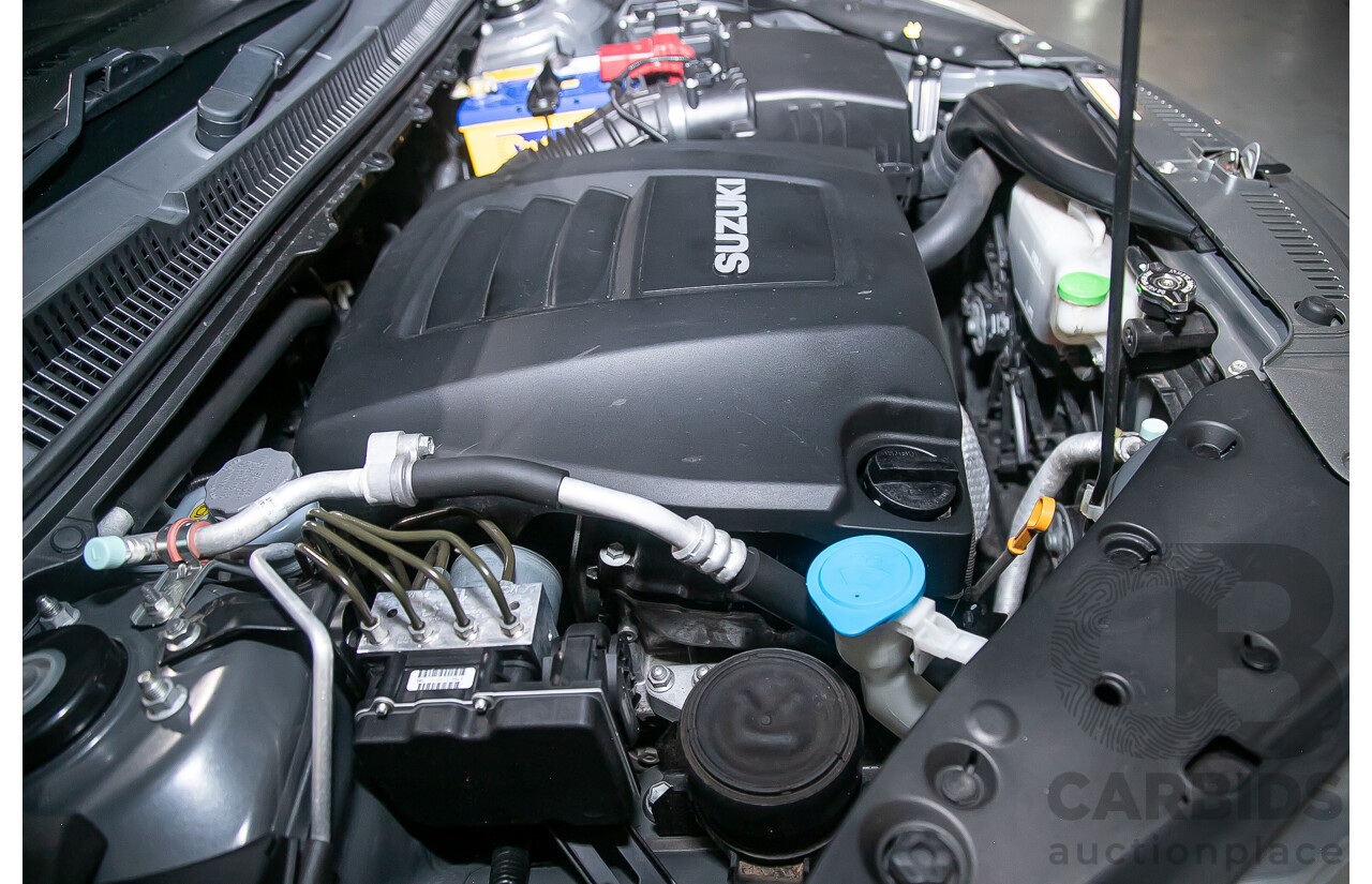 3/2011 Suzuki Kizashi XLS FR 4d Sedan Metallic Silver 2.4L