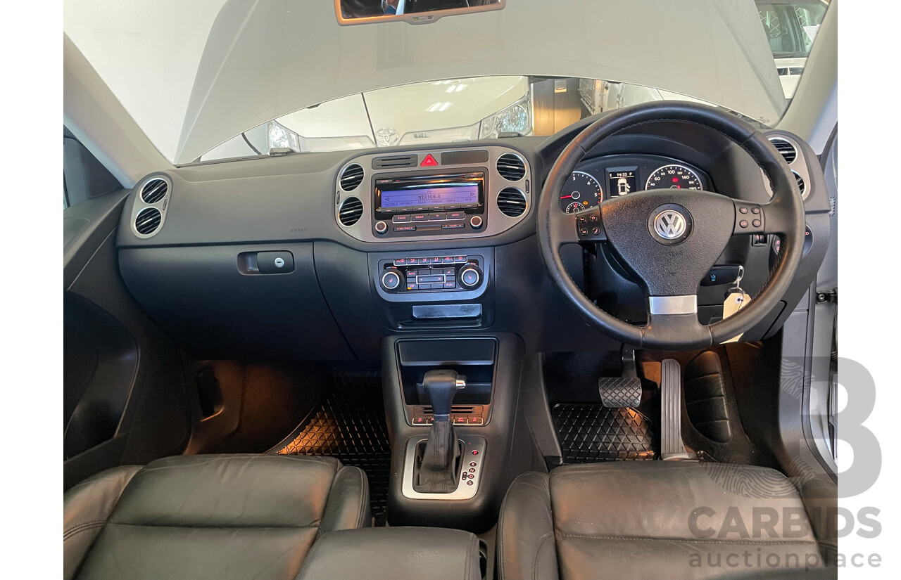 01/10 Volkswagen Tiguan 103 TDI 4x4 5NC MY10 4D Wagon Grey 2.0L