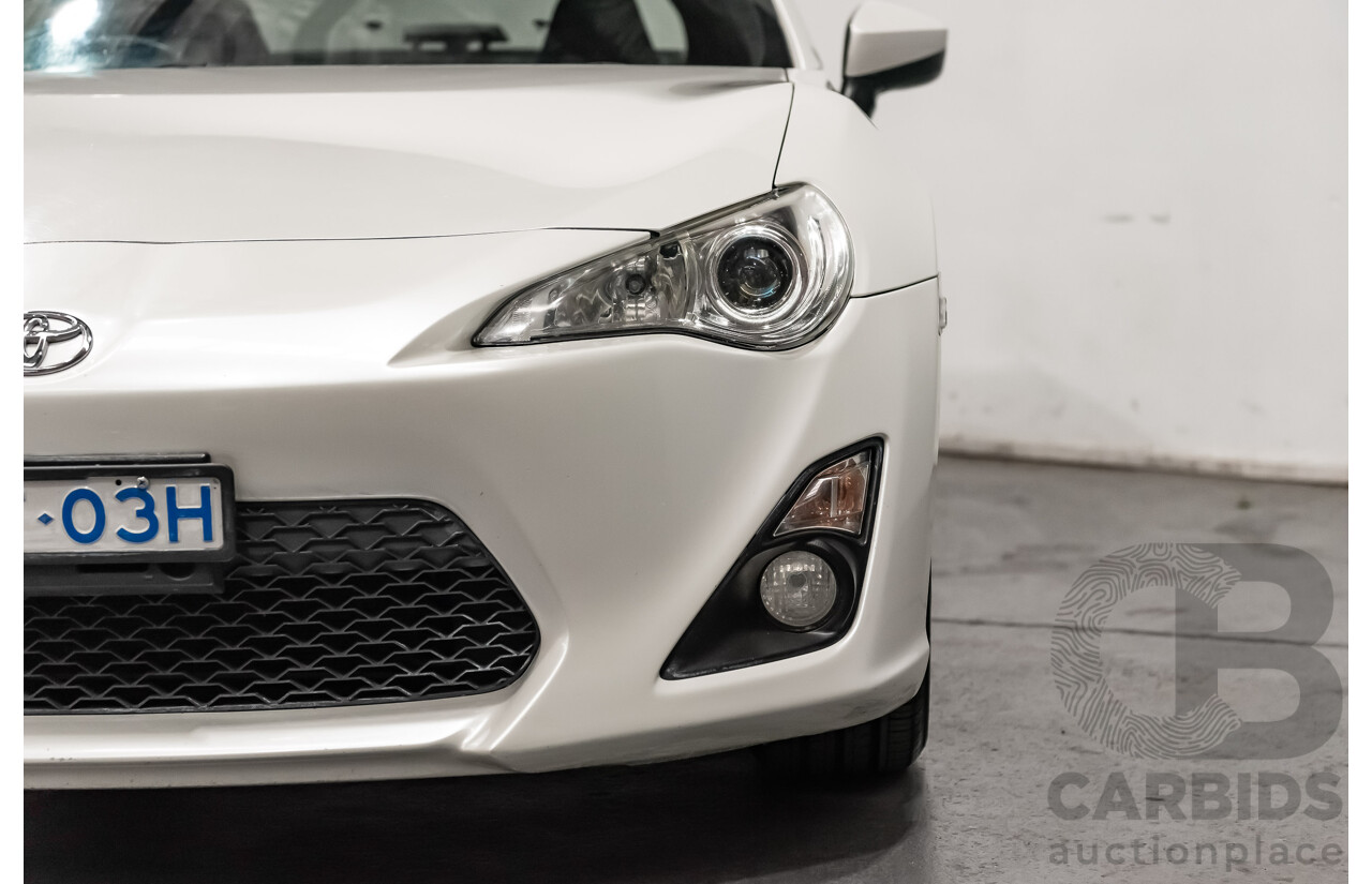 07/13 Toyota 86 GT RWD ZN6 2D Coupe White 2.0L