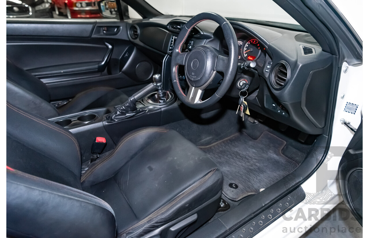 07/13 Toyota 86 GT RWD ZN6 2D Coupe White 2.0L