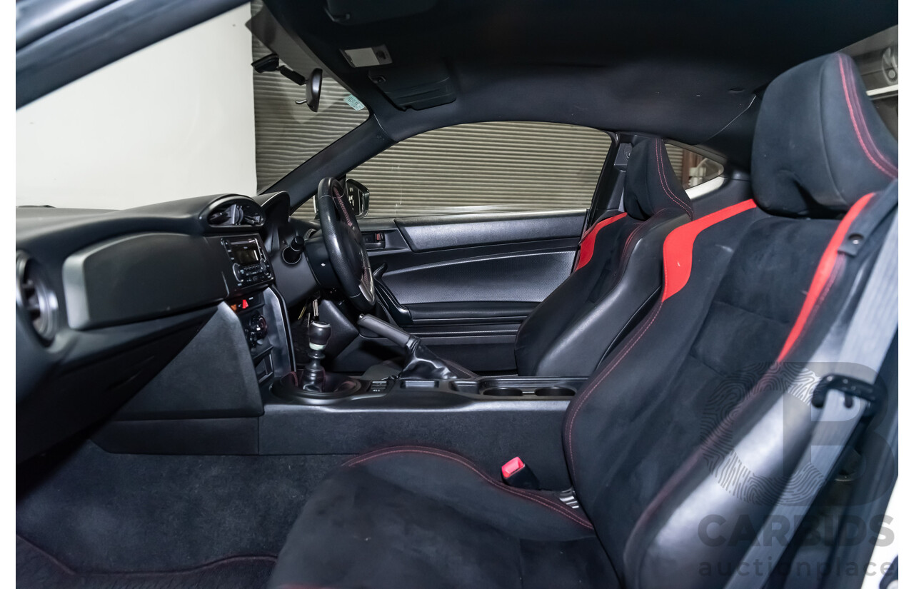 07/13 Toyota 86 GT RWD ZN6 2D Coupe White 2.0L