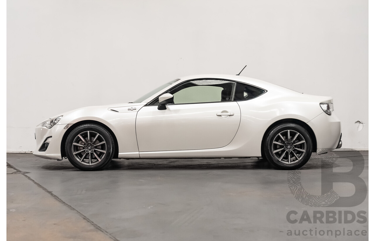 07/13 Toyota 86 GT RWD ZN6 2D Coupe White 2.0L
