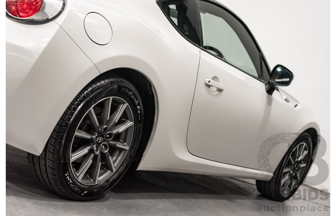 07/13 Toyota 86 GT RWD ZN6 2D Coupe White 2.0L