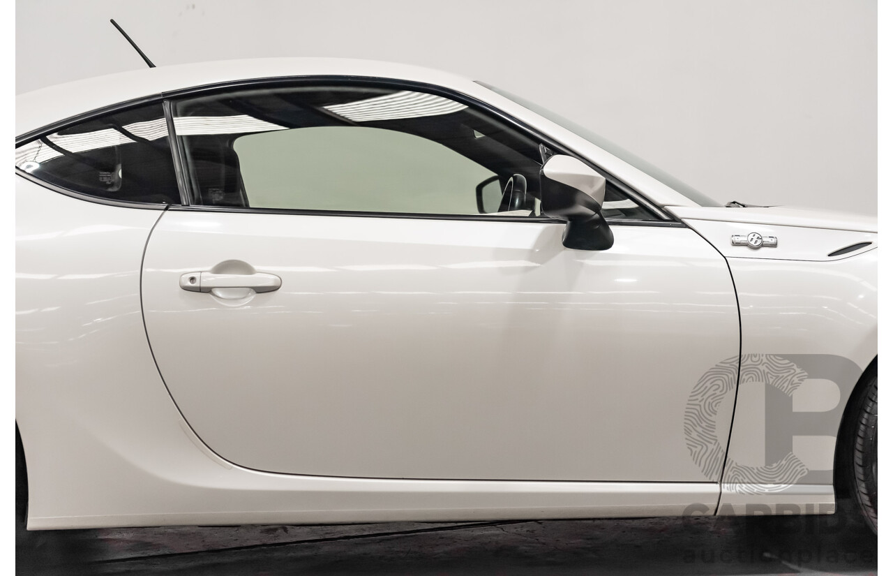 07/13 Toyota 86 GT RWD ZN6 2D Coupe White 2.0L