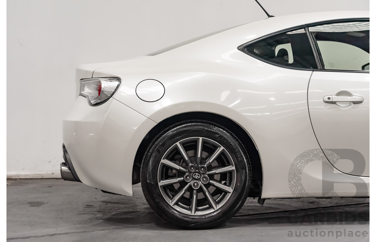 07/13 Toyota 86 GT RWD ZN6 2D Coupe White 2.0L