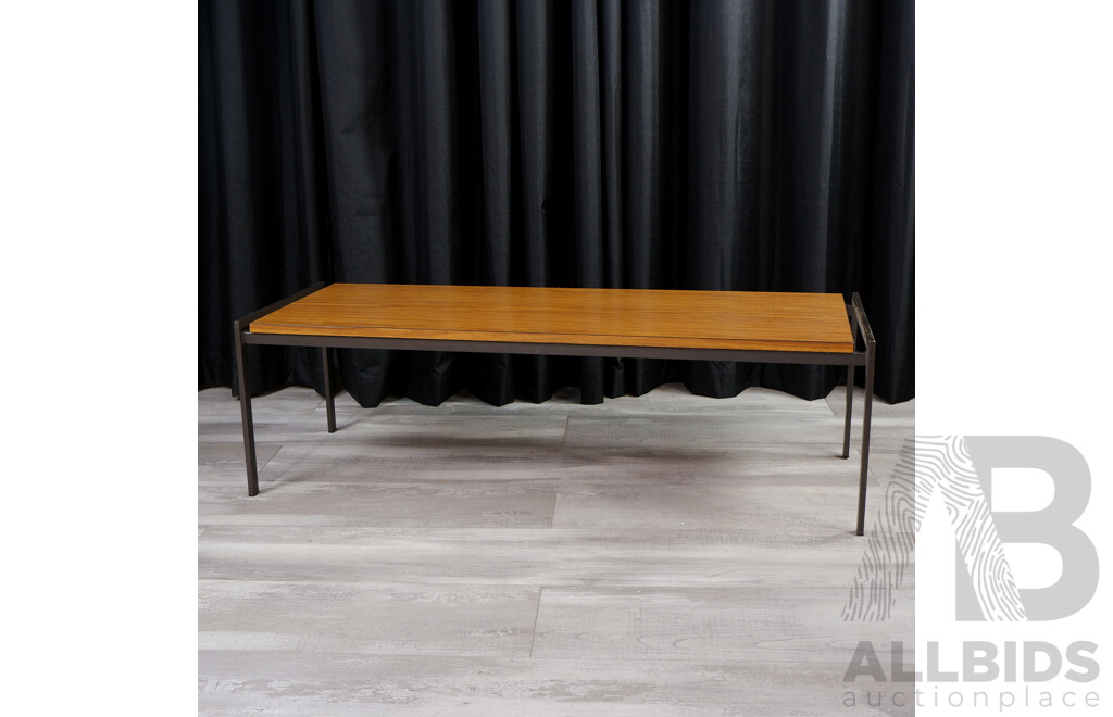 Metal Based Coffee Table by Framac