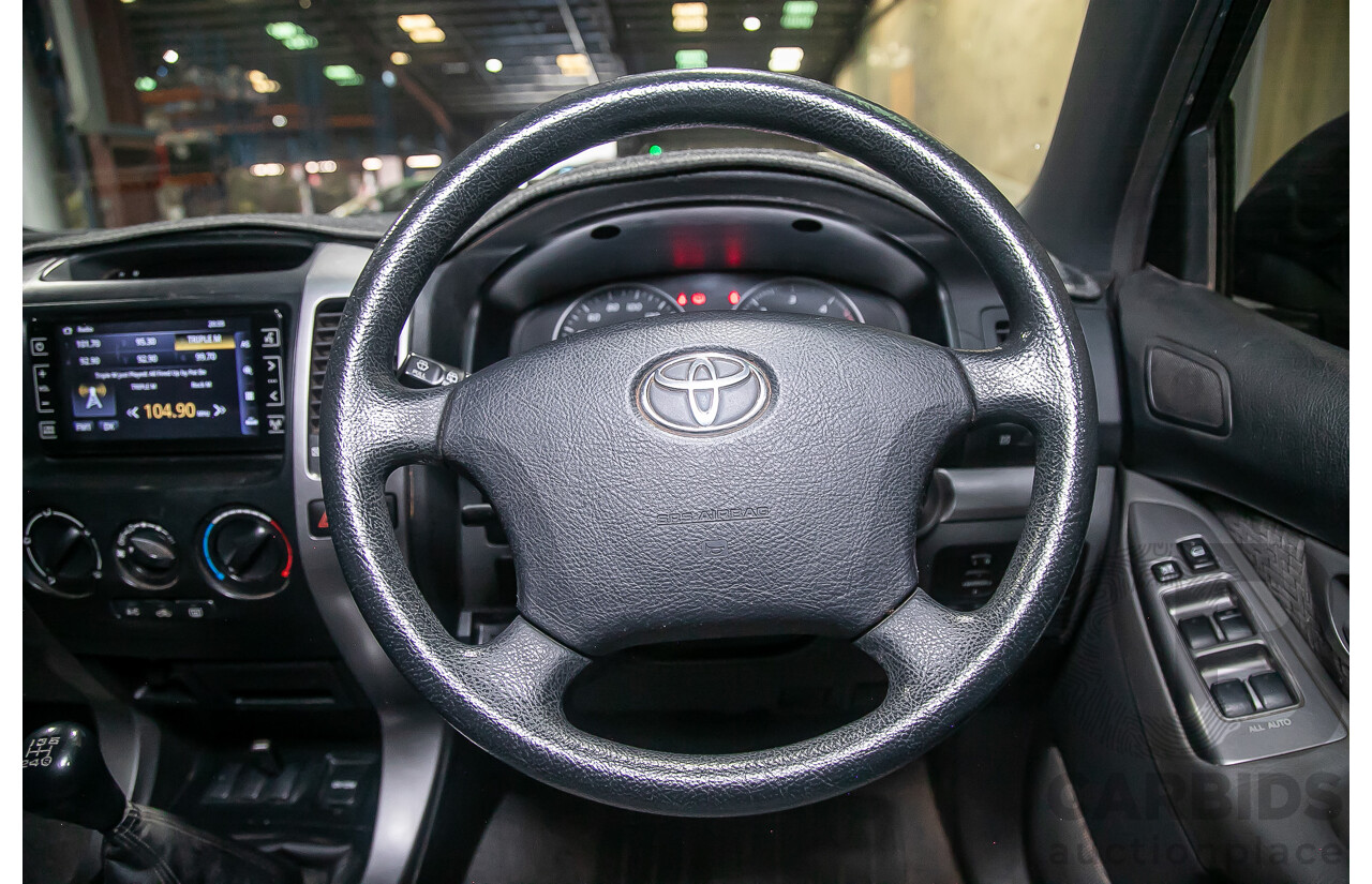 4/2004 Toyota Landcruiser Prado GX (4x4) KZJ120R 4d Wagon Silver Turbo Diesel 3.0L