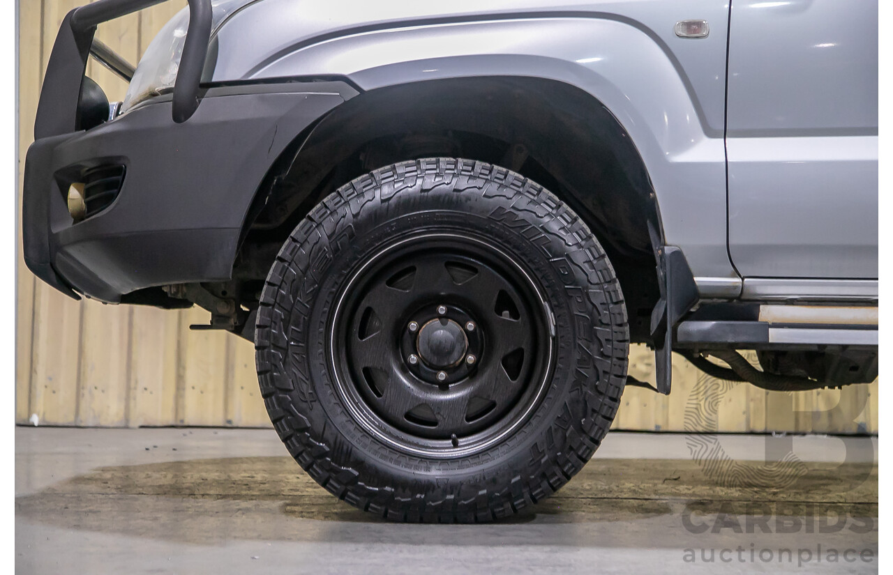 4/2004 Toyota Landcruiser Prado GX (4x4) KZJ120R 4d Wagon Silver Turbo Diesel 3.0L