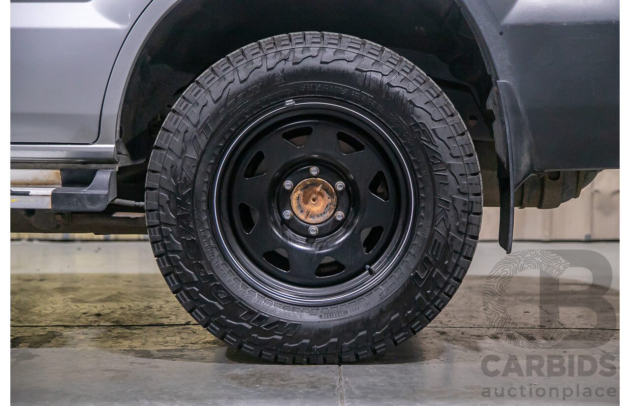 4/2004 Toyota Landcruiser Prado GX (4x4) KZJ120R 4d Wagon Silver Turbo Diesel 3.0L