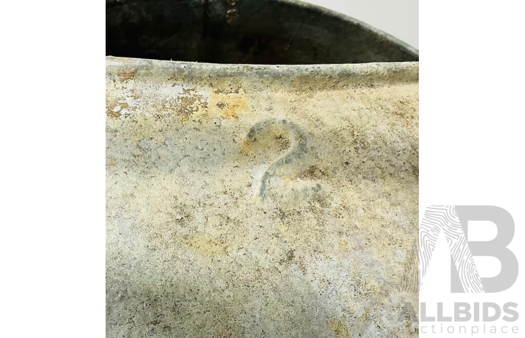 Vintage Beldray RD 851094 Galvanized Zinc 2 Gallon Watering Can Rustic - Missing the ‘Rose’ at End of Spout