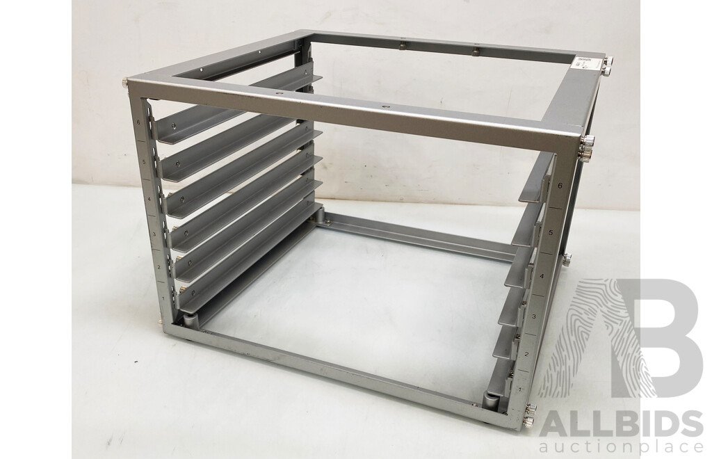 Ubiquiti 6U Toolless Mini Rack