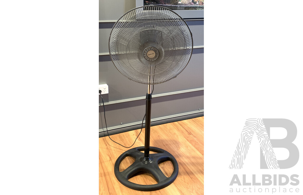 NU TEC Heavy Duty Pedestal Fan 45cm
