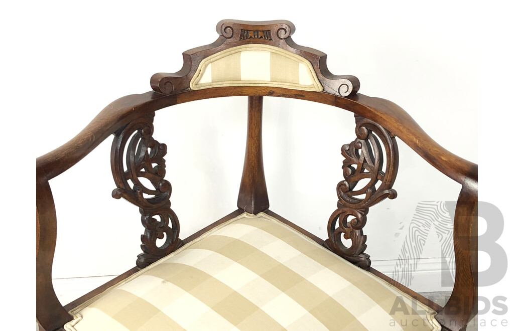 Antique Style Corner Chair