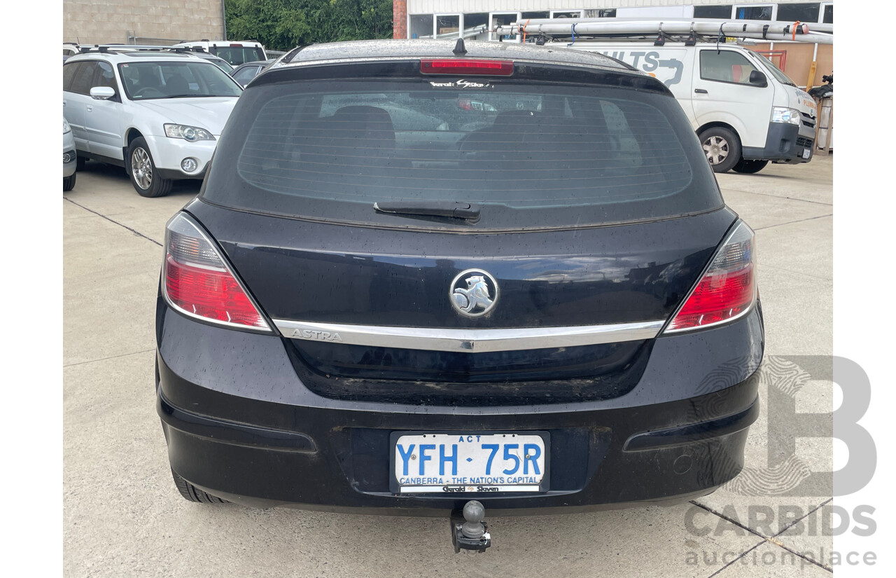 12/07 Holden Astra CD FWD AH MY08 5D Hatchback Black 1.8L