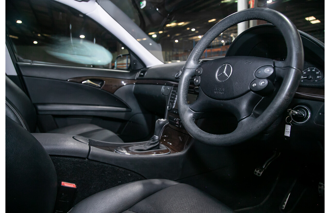 2/2008 Mercedes Benz E280 Elegance 211 MY07 Upgrade 4d Wagon Flint Gray V6 3.0L