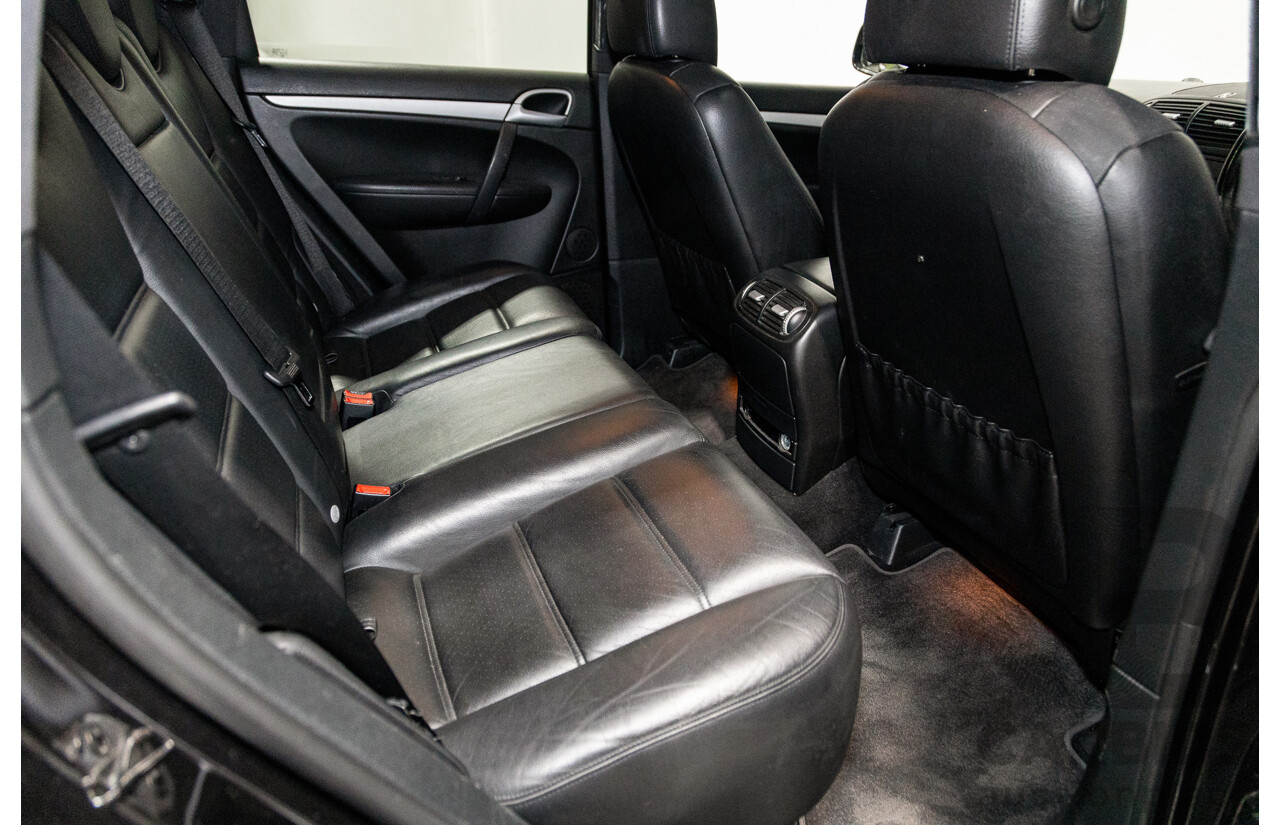 12/2009 Porsche Cayenne (AWD) MY09 4D Wagon Black Turbo Diesel V6 3.0L