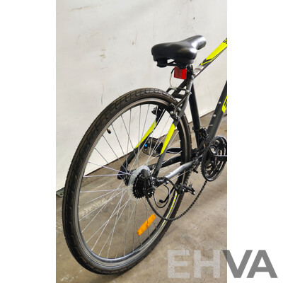 FLUID Sprint 21 Speed Hybrid Bike