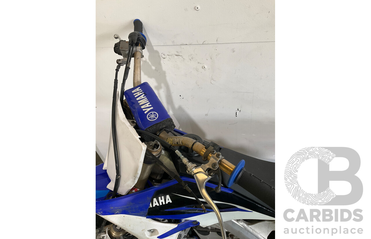 2011 YAMAHA DIRT BIKE