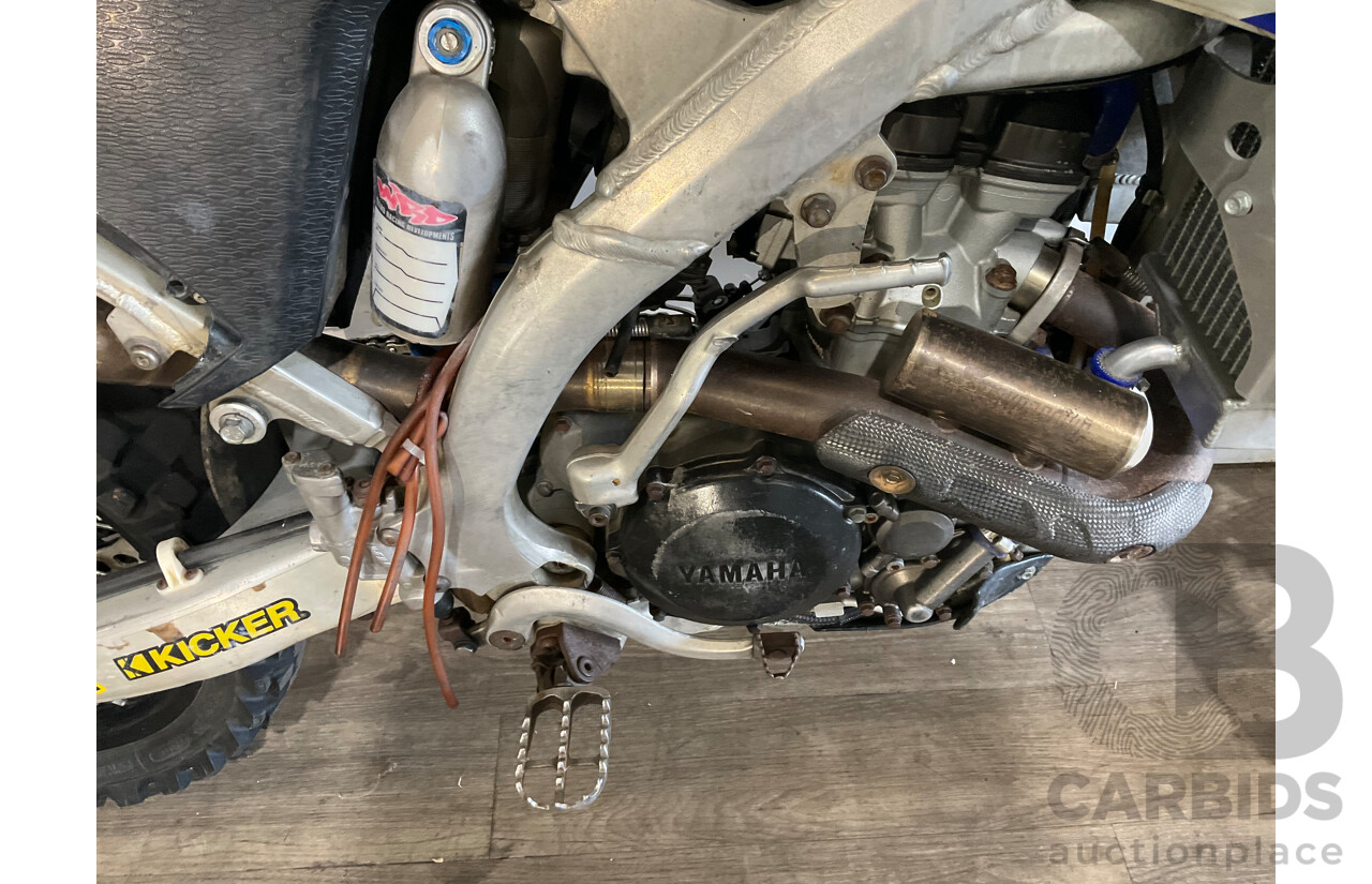 2011 YAMAHA DIRT BIKE