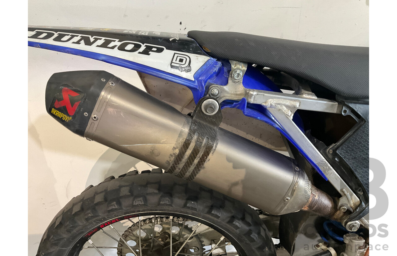 2011 YAMAHA DIRT BIKE