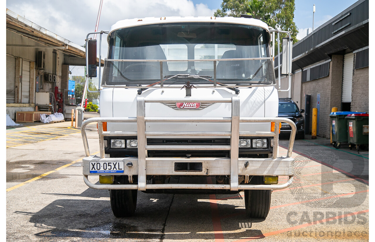 05/1988 Hino GD 166L Tray Back 2d Cab Chassis Truck White Diesel 6.0L