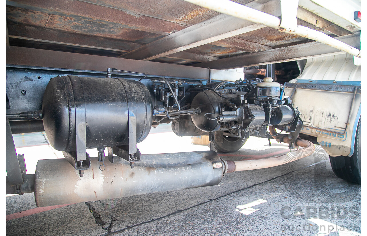 05/1988 Hino GD 166L Tray Back 2d Cab Chassis Truck White Diesel 6.0L