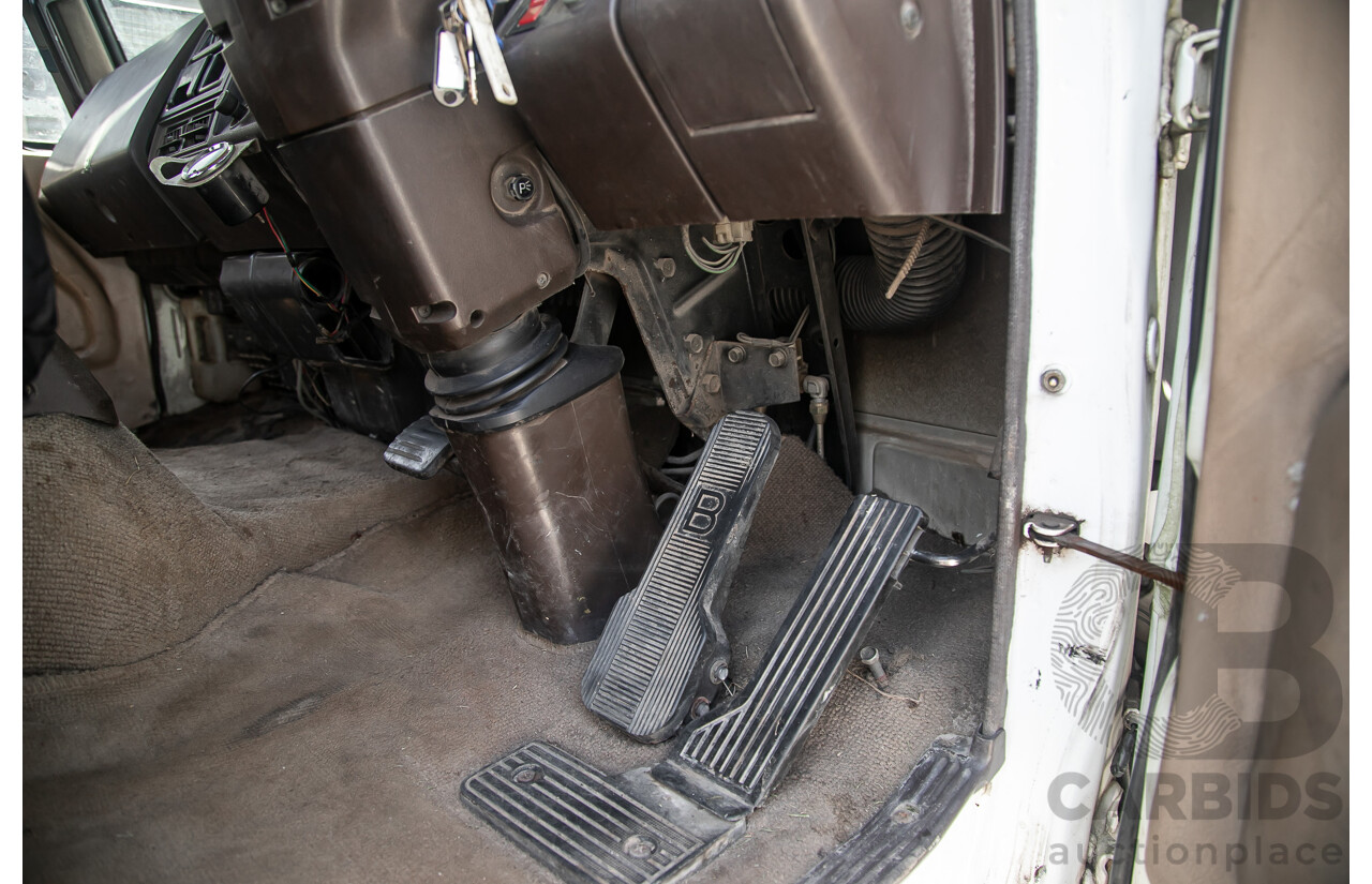 05/1988 Hino GD 166L Tray Back 2d Cab Chassis Truck White Diesel 6.0L