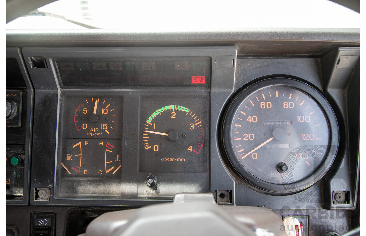 05/1988 Hino GD 166L Tray Back 2d Cab Chassis Truck White Diesel 6.0L