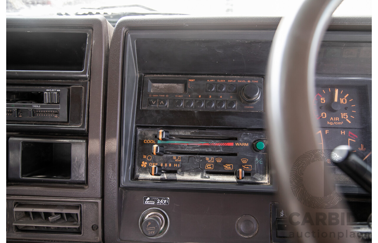 05/1988 Hino GD 166L Tray Back 2d Cab Chassis Truck White Diesel 6.0L