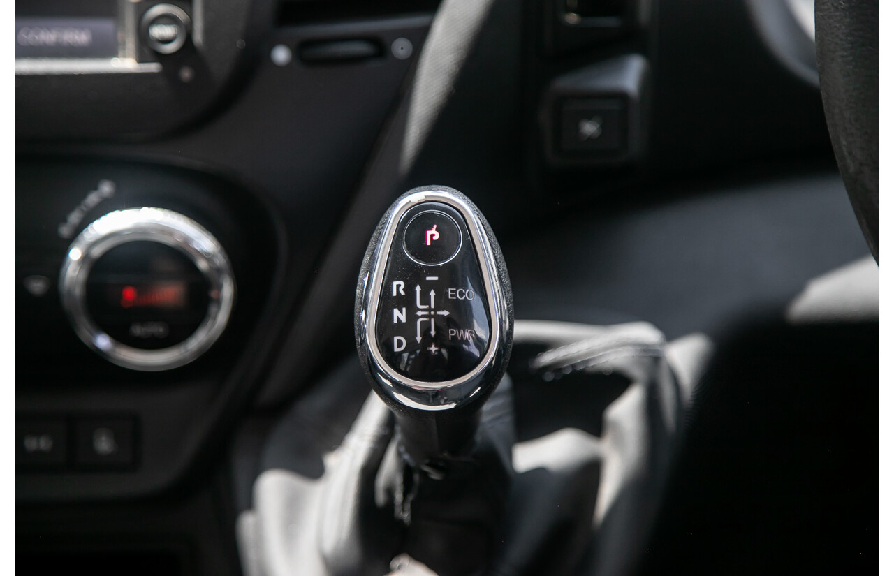 09/2017 Iveco Daily 70-210 50C 4350wb Trayback 4d Crew Cab Silver Turbo Diesel 3.0L