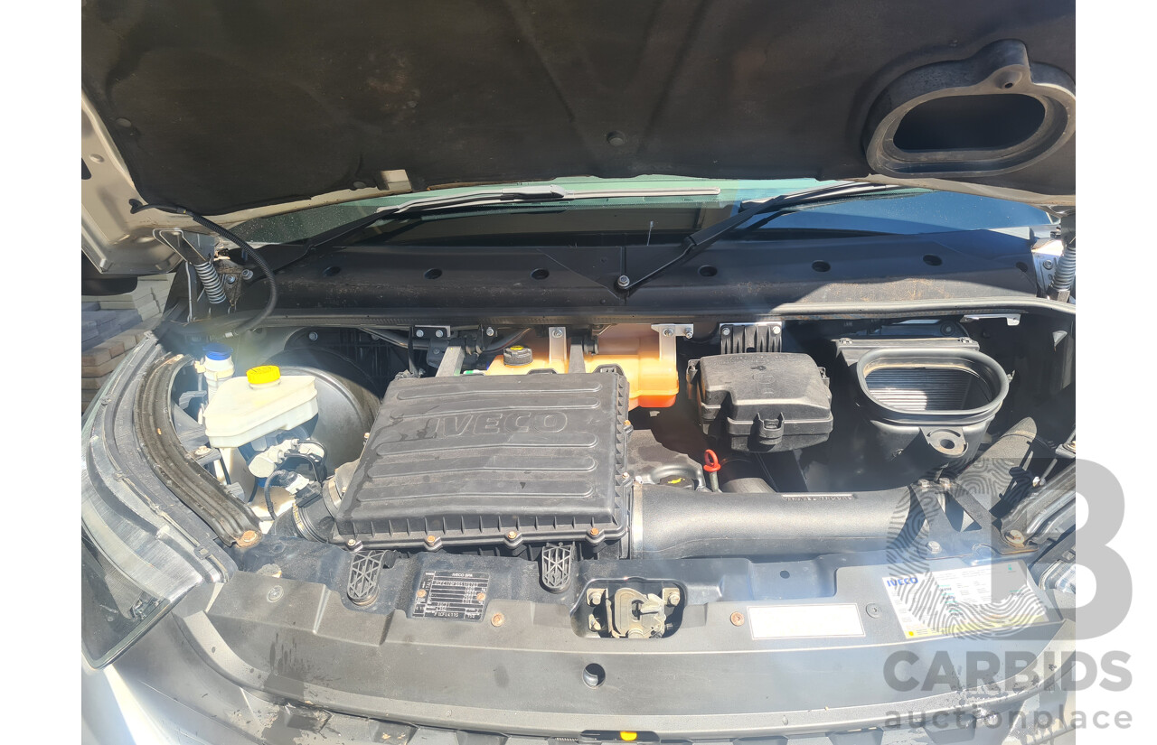 09/2017 Iveco Daily 70-210 50C 4350wb Trayback 4d Crew Cab Silver Turbo Diesel 3.0L