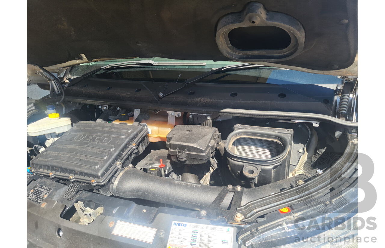 09/2017 Iveco Daily 70-210 50C 4350wb Trayback 4d Crew Cab Silver Turbo Diesel 3.0L