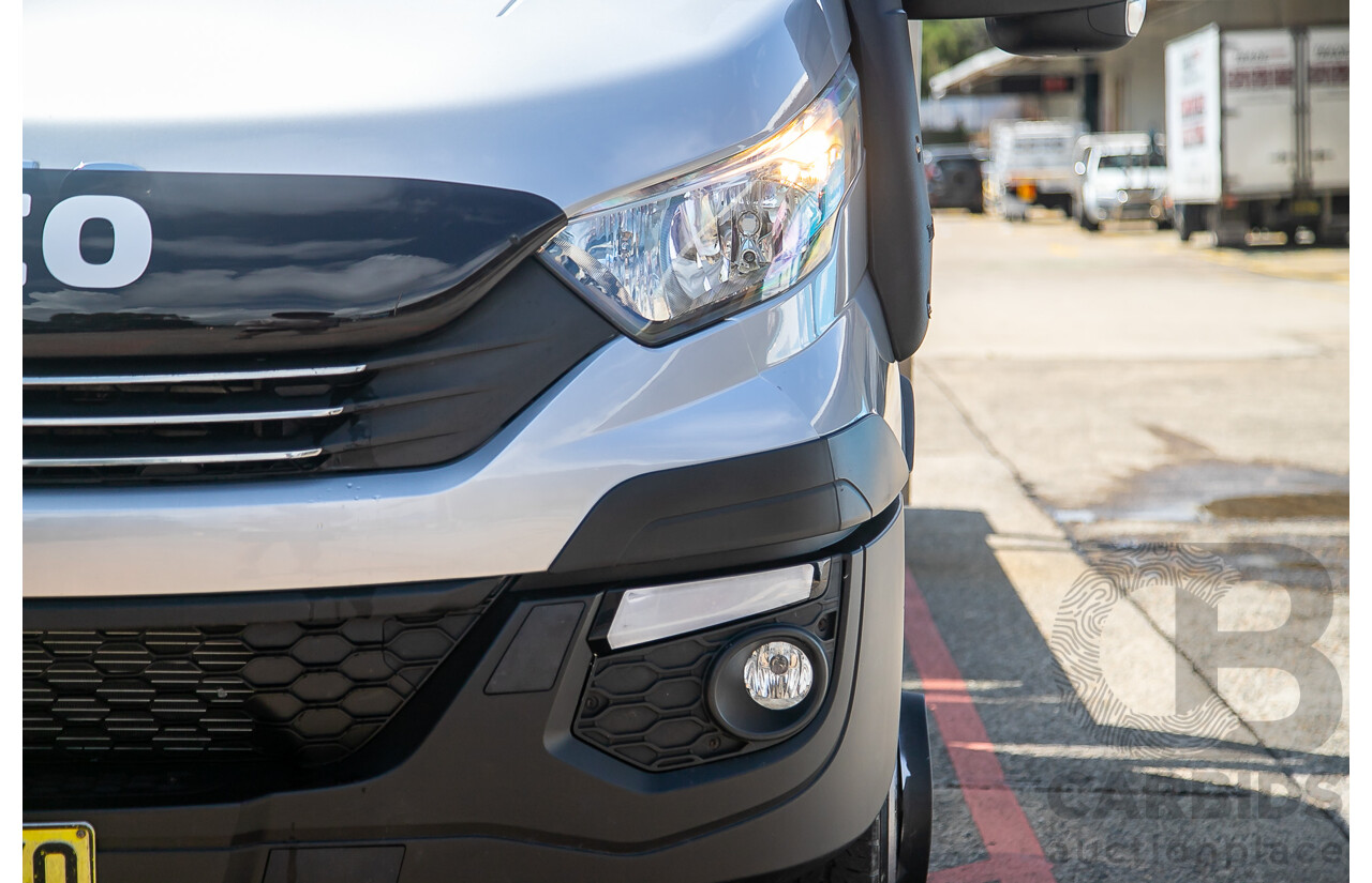 09/2017 Iveco Daily 70-210 50C 4350wb Trayback 4d Crew Cab Silver Turbo Diesel 3.0L