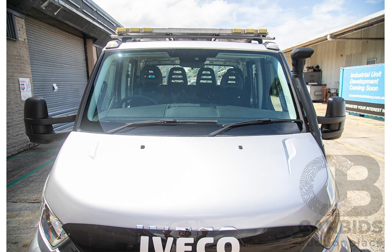 09/2017 Iveco Daily 70-210 50C 4350wb Trayback 4d Crew Cab Silver Turbo Diesel 3.0L