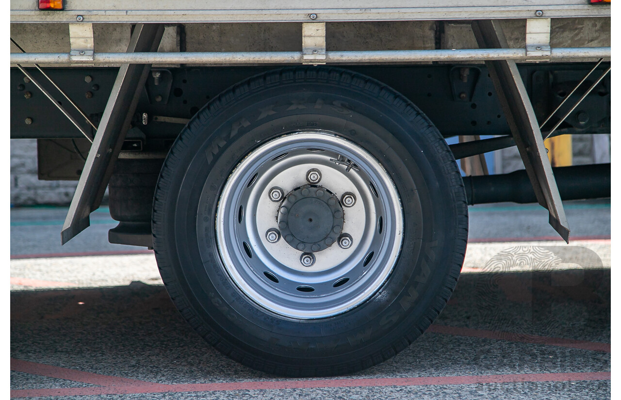 09/2017 Iveco Daily 70-210 50C 4350wb Trayback 4d Crew Cab Silver Turbo Diesel 3.0L