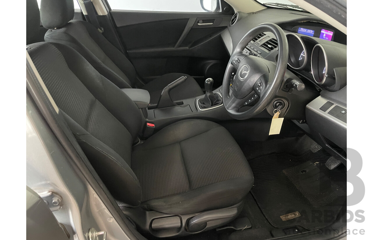 9/2011 Mazda Mazda3 MAXX BL  5d Hatchback Silver 2.0L