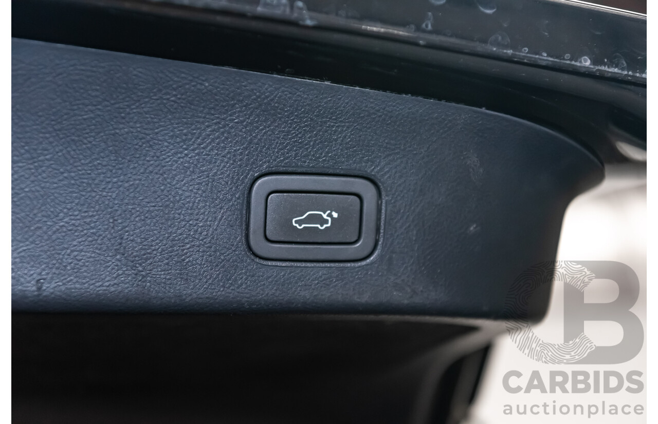 03/13 Range Rover Range Rover SPORT HSE Luxury 3.0 SDV6 SE AWD LW 4D Wagon Black 3.0L