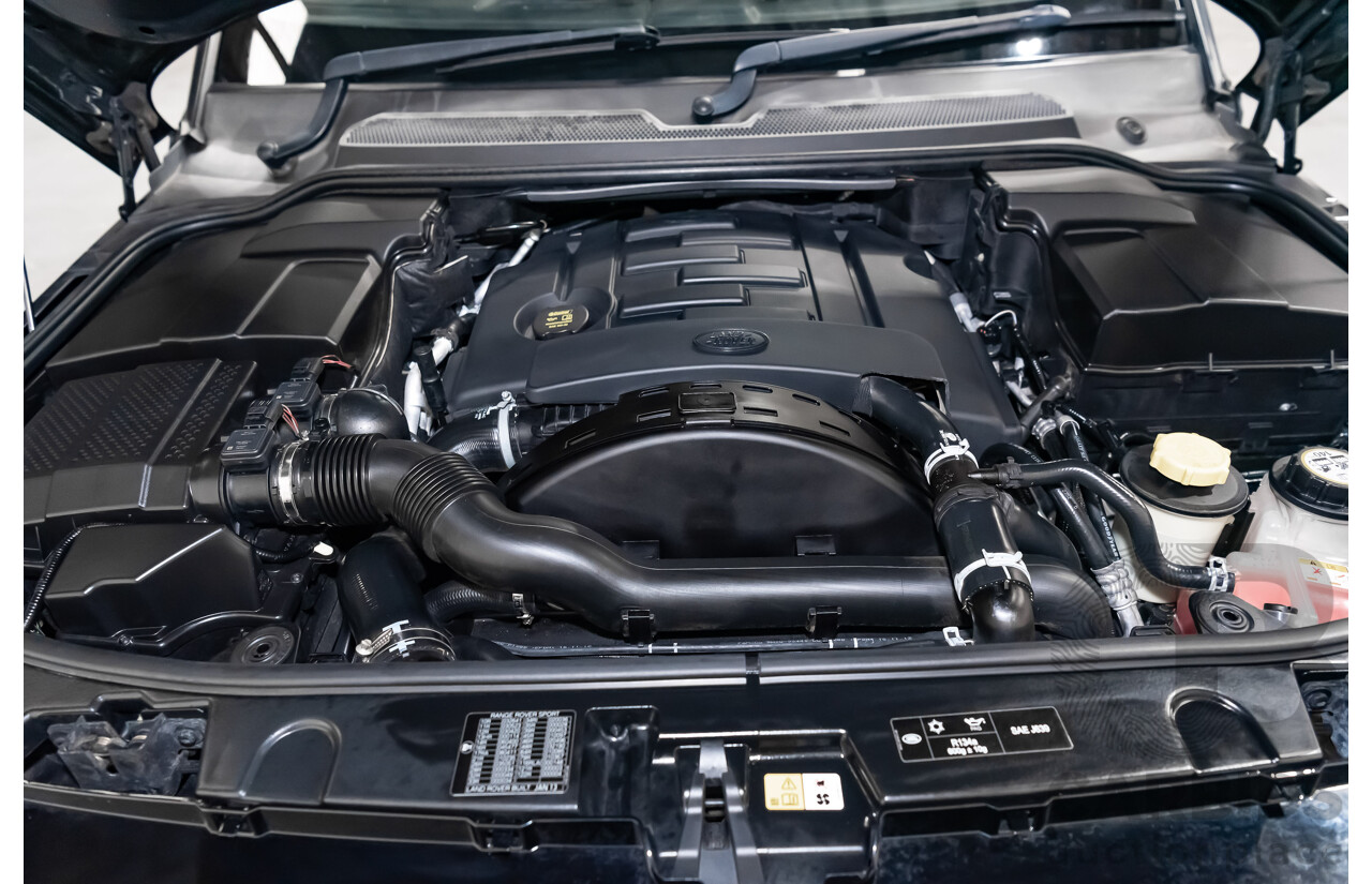 03/13 Range Rover Range Rover SPORT HSE Luxury 3.0 SDV6 SE AWD LW 4D Wagon Black 3.0L