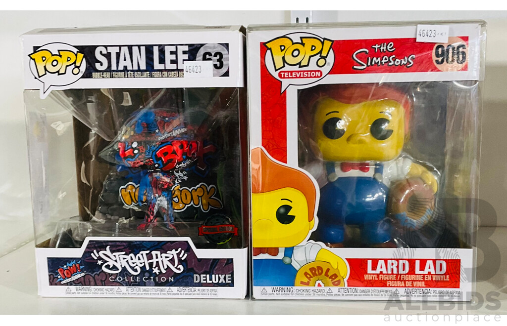 Pair of Deluxe Funko Pops - Street Art Collection Stan Lee and Lard Lad From the Simpsons