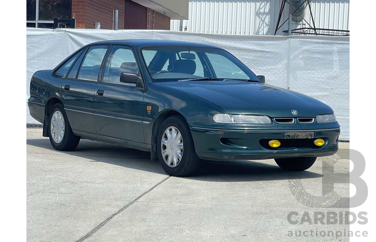 12/1995 Holden Commodore Executive VS 4d Sedan Green 3.8L