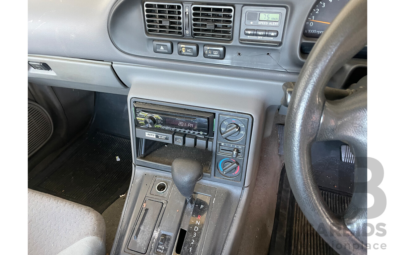 12/1995 Holden Commodore Executive VS 4d Sedan Green 3.8L