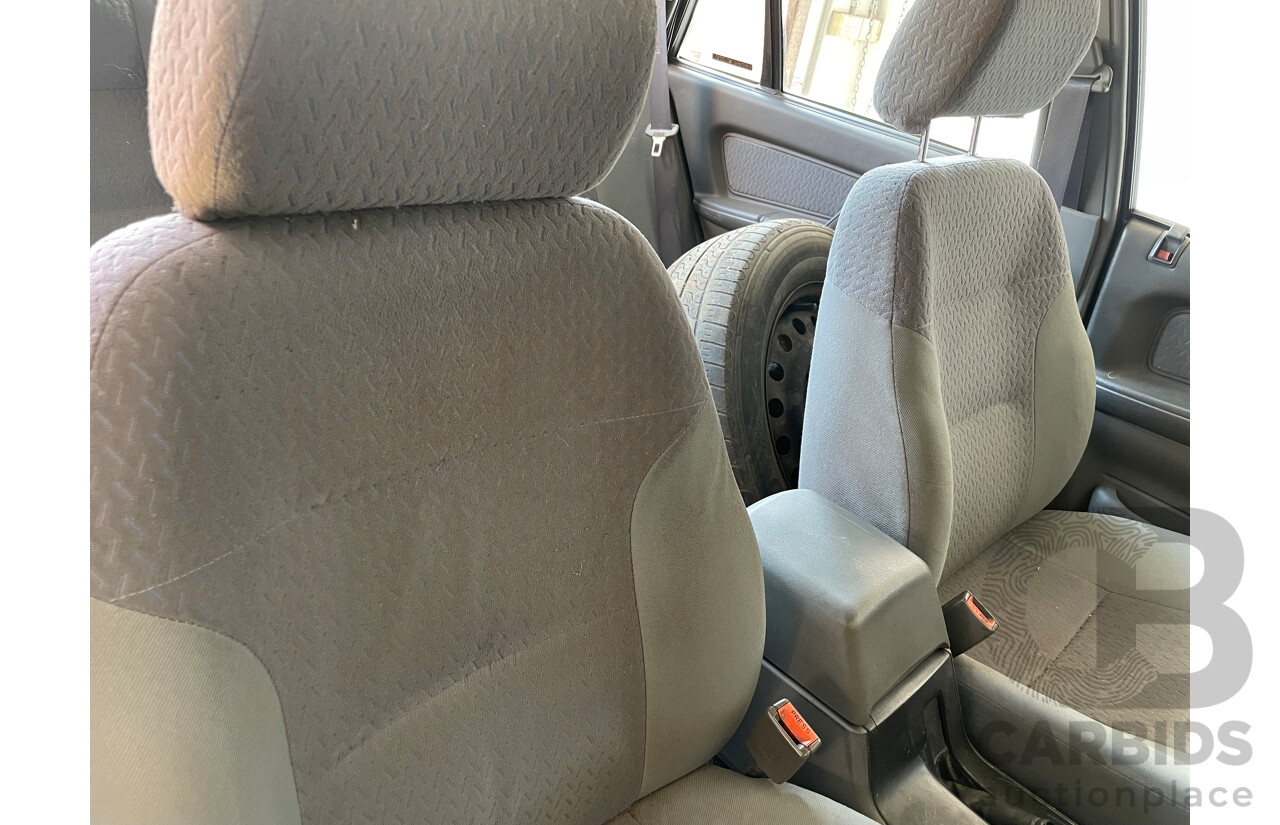 12/1995 Holden Commodore Executive VS 4d Sedan Green 3.8L