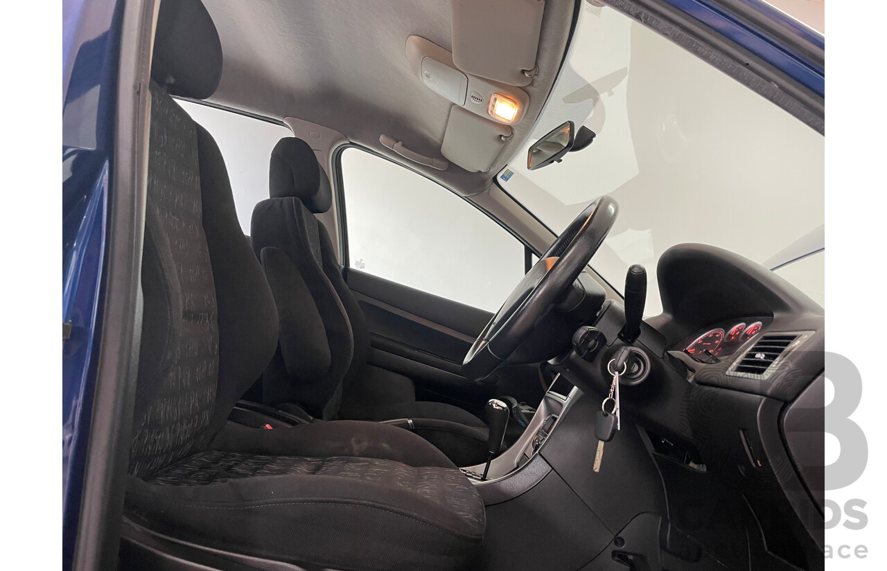 05/2005 Peugeot 307 XSR  5d Hatchback Blue 2.0L