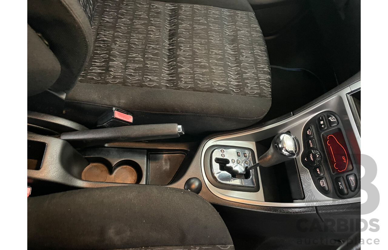 05/2005 Peugeot 307 XSR  5d Hatchback Blue 2.0L