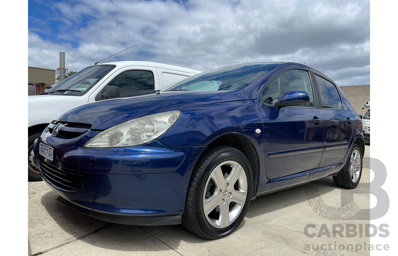 05/2005 Peugeot 307 XSR  5d Hatchback Blue 2.0L