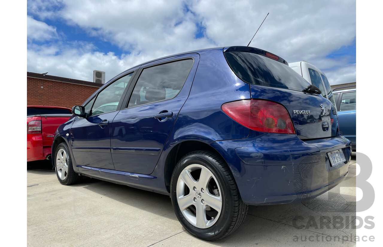 05/2005 Peugeot 307 XSR  5d Hatchback Blue 2.0L