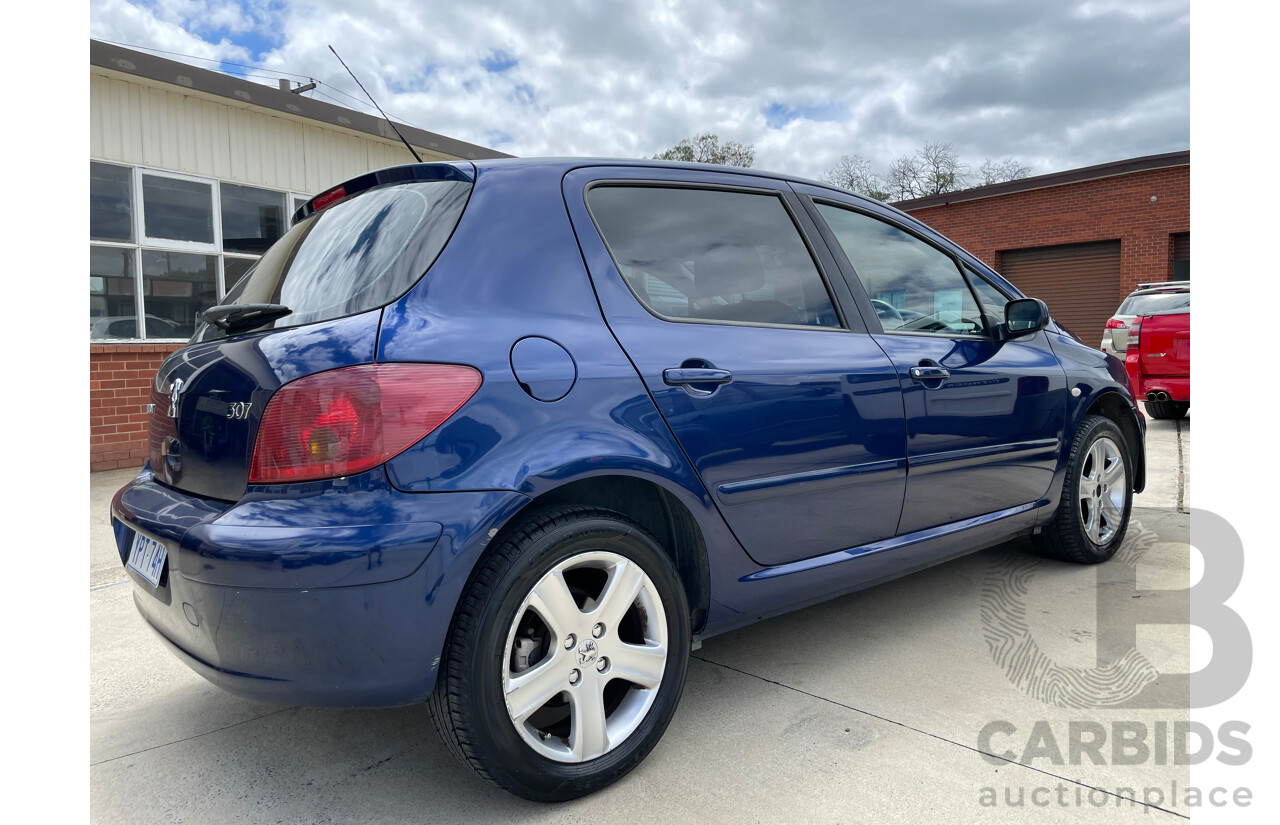 05/2005 Peugeot 307 XSR  5d Hatchback Blue 2.0L